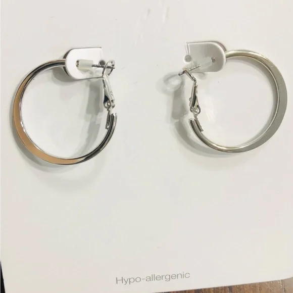 Hoop earrings silver tones hypoallergenic. - Picture 3 of 6